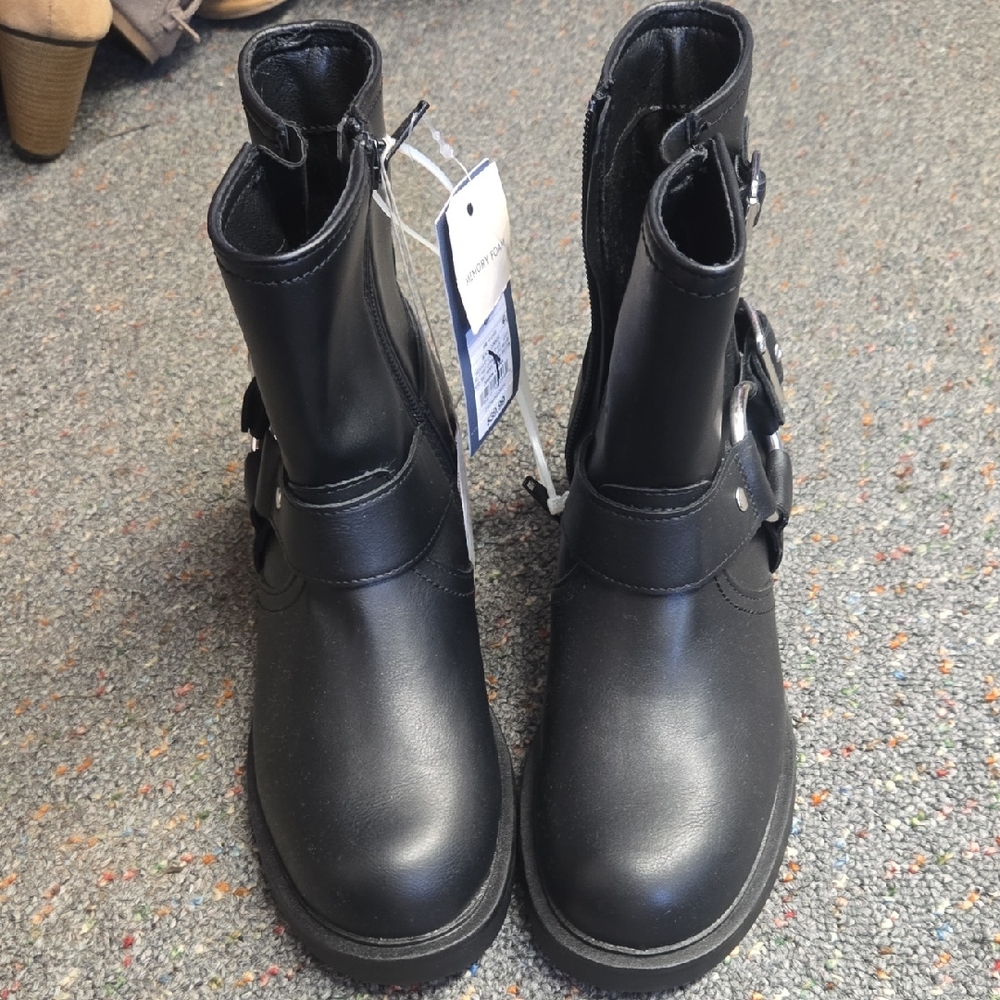 Womens Black Boots
